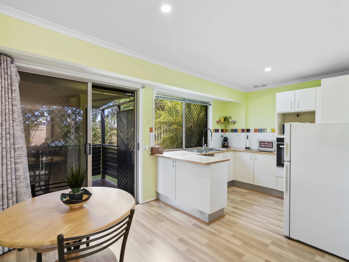 20/51 Olsen Avenue, Labrador QLD 4215