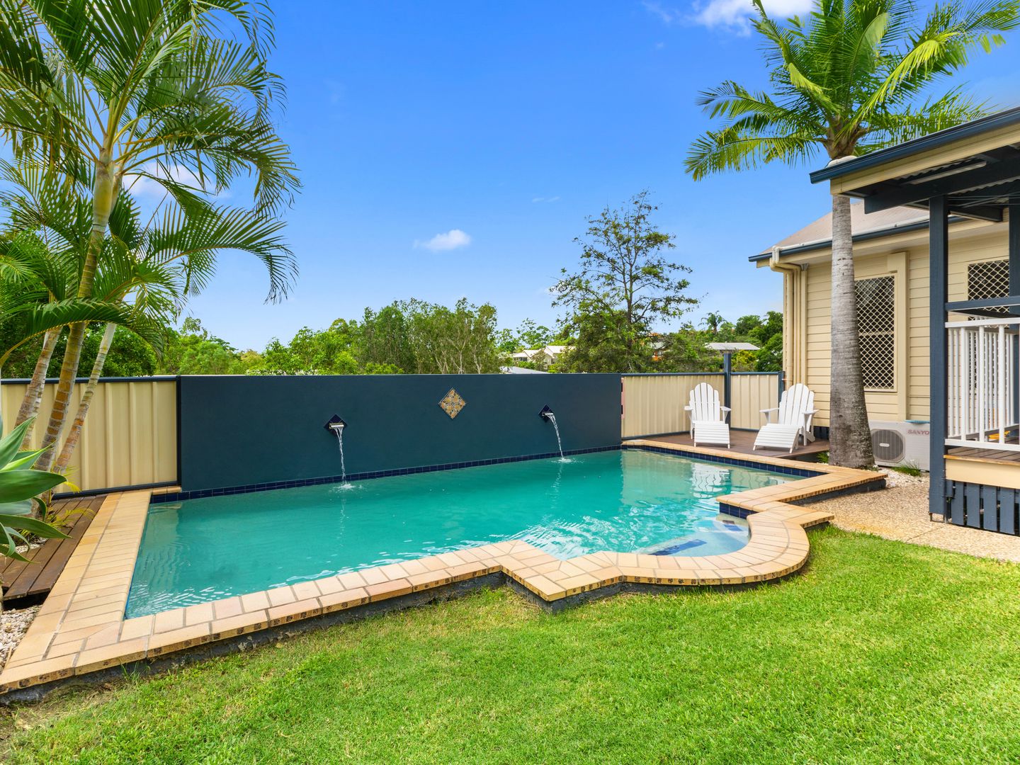 27 Woodburn Place, Ferny Hills QLD 4055, Image 2