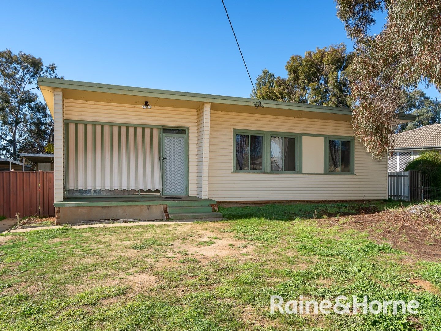 26 Buna Street, Ashmont NSW 2650, Image 0