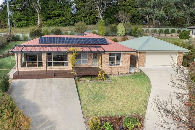 Picture of 1 Amber Close, ARMIDALE NSW 2350