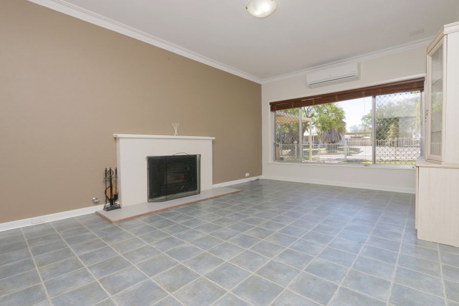 70 Throssell St, Northam WA 6401, Image 2