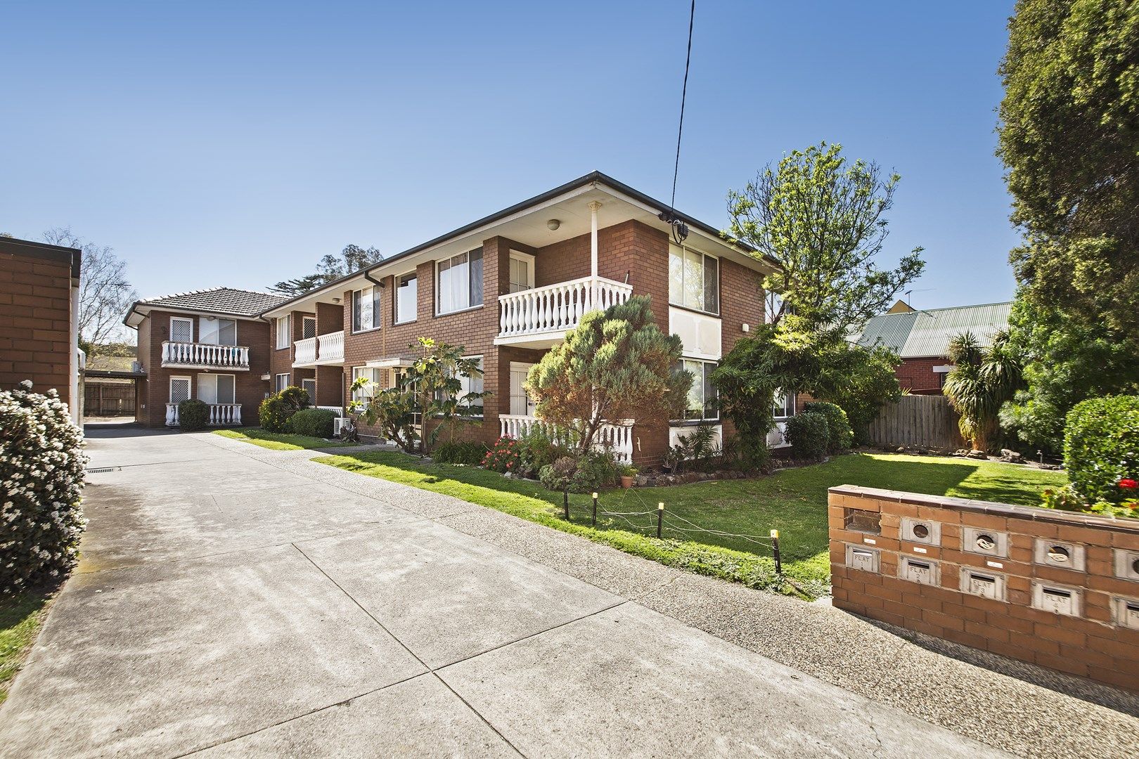 2 bedrooms Apartment / Unit / Flat in 1/19 Wattle Avenue GLEN HUNTLY VIC, 3163