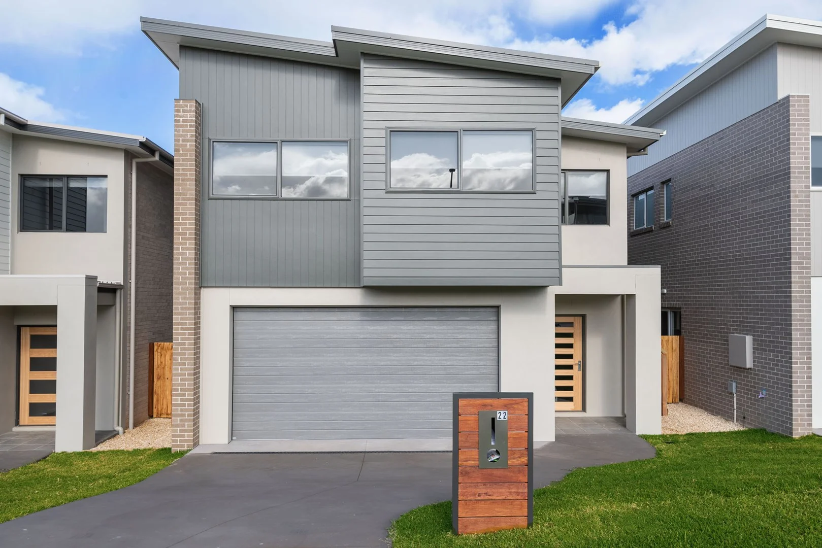 22 Sandy Shores Avenue, Lake Cathie NSW 2445