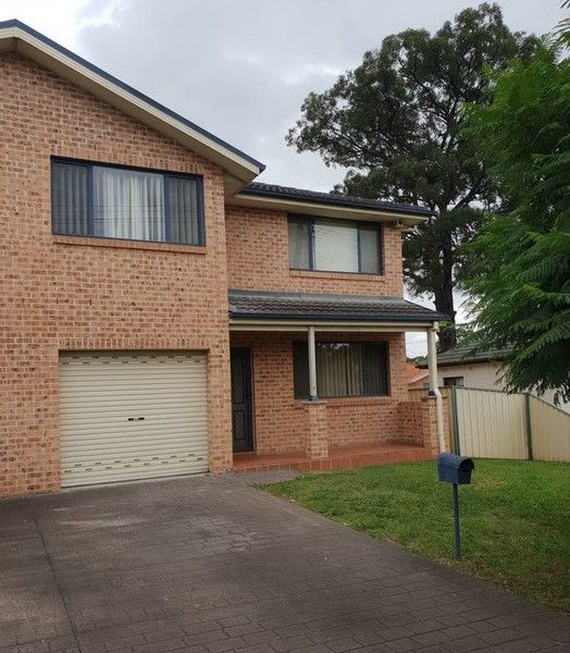 2/137 Cumberland Road, Ingleburn NSW 2565, Image 0