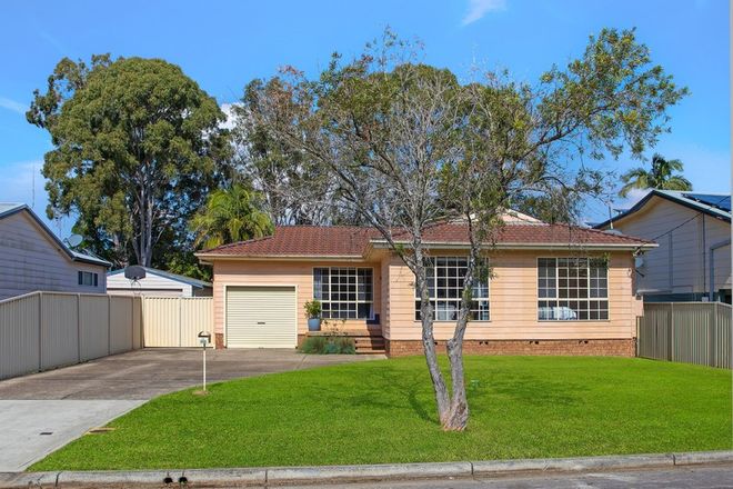 Picture of 23 Cadonia Road, TUGGERAWONG NSW 2259