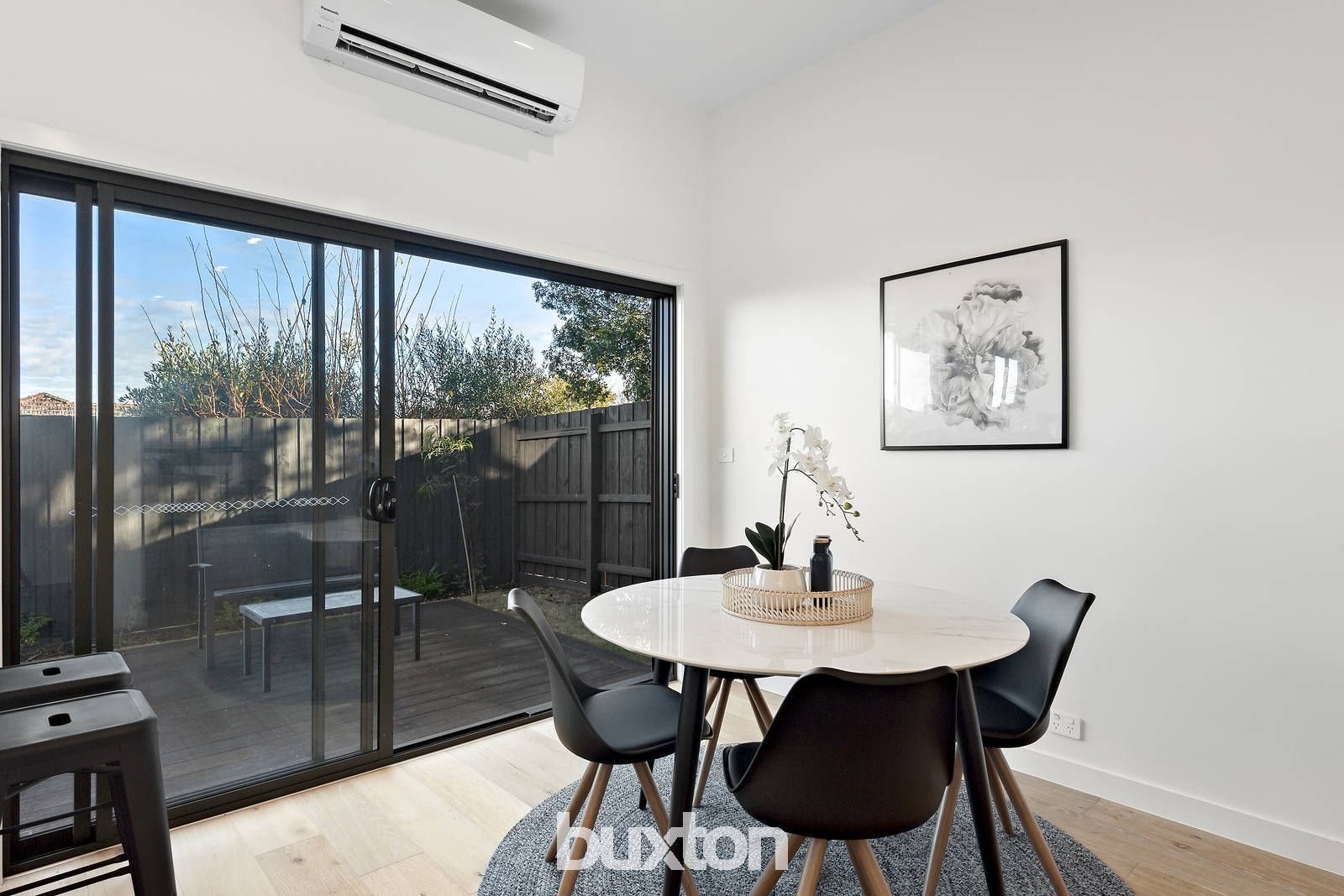 3/18 Gillard Street, Burwood VIC 3125, Image 2