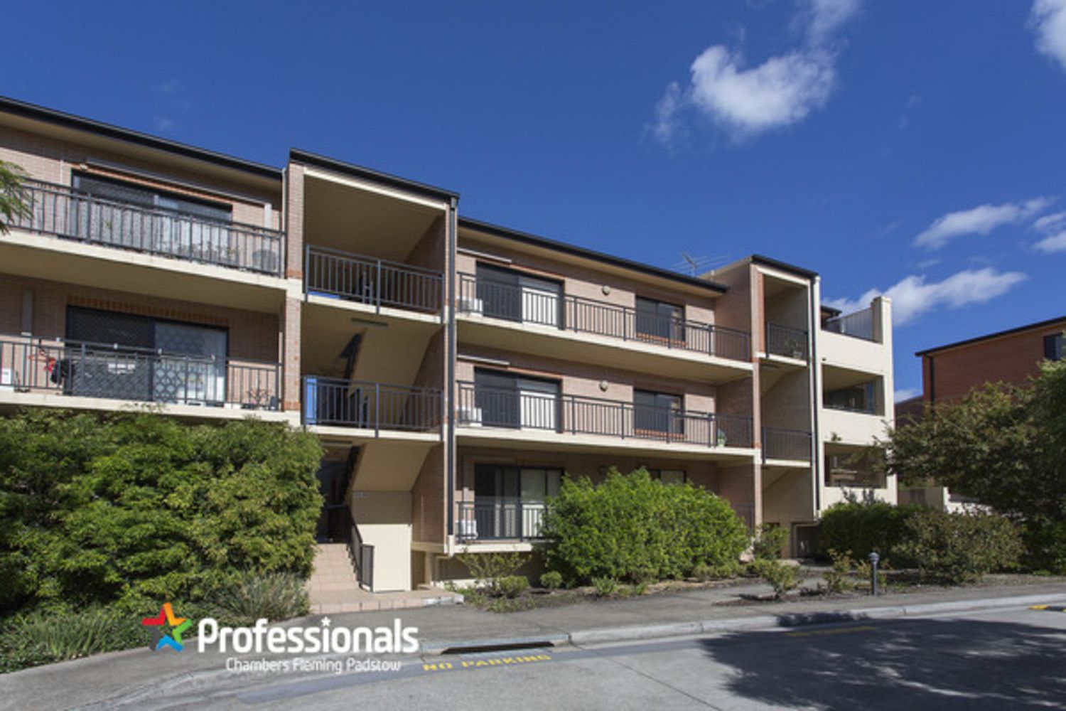 2 bedrooms House in 66/68 Davies Road PADSTOW NSW, 2211