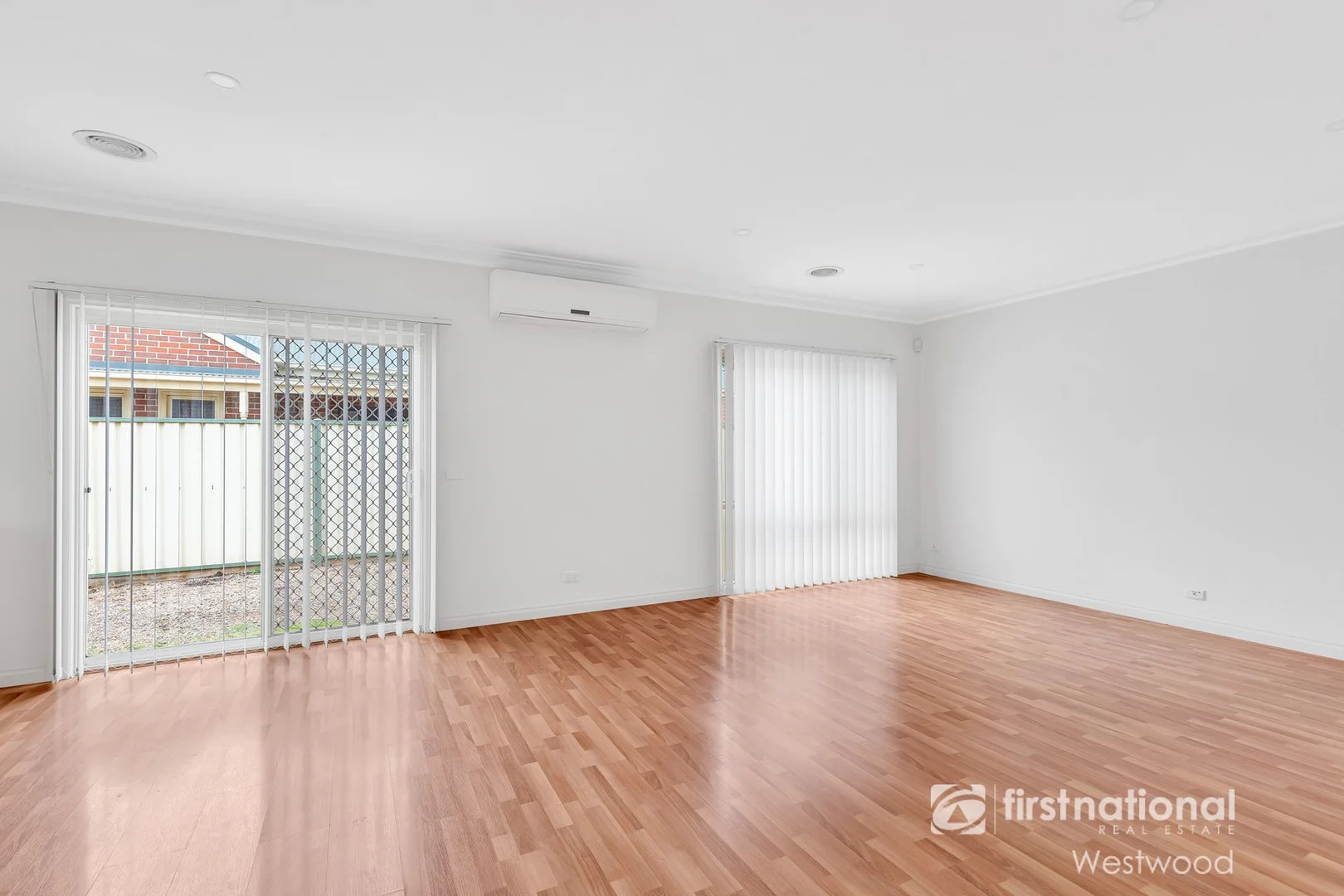 Additional image 5 of 1/105 Hogans Road, Hoppers Crossing VIC 3029