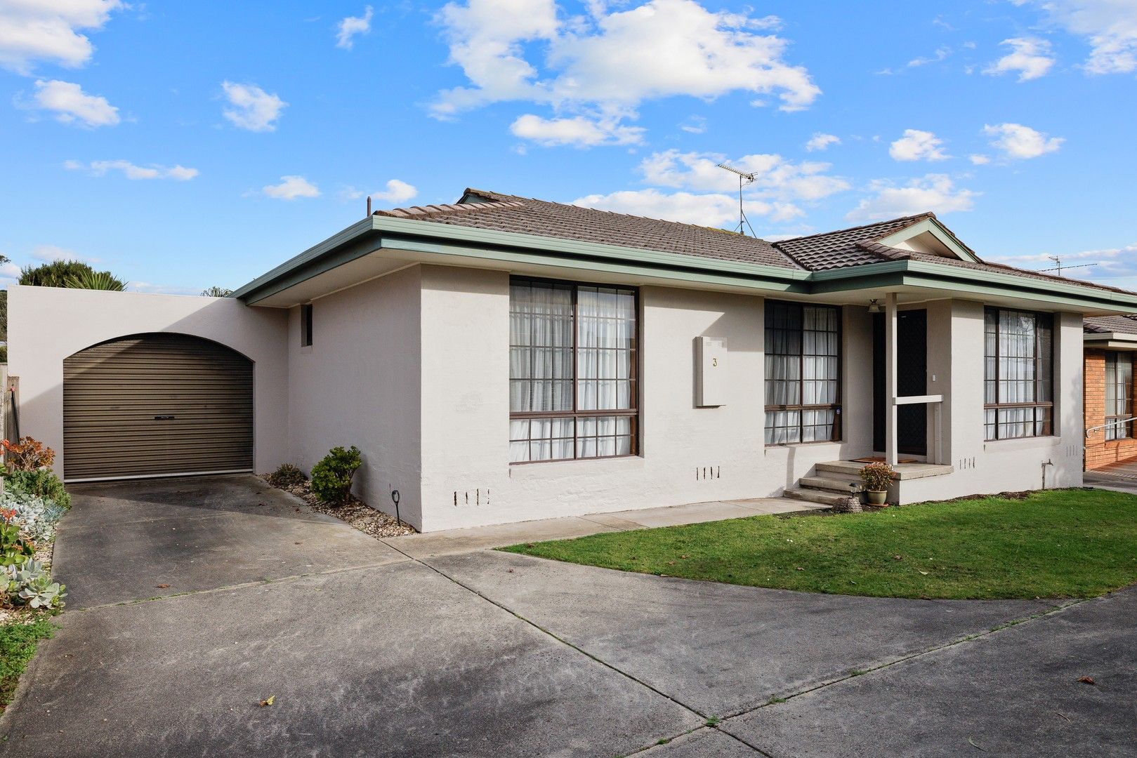 3 bedrooms Apartment / Unit / Flat in 3/8 Mcleod Street WONTHAGGI VIC, 3995