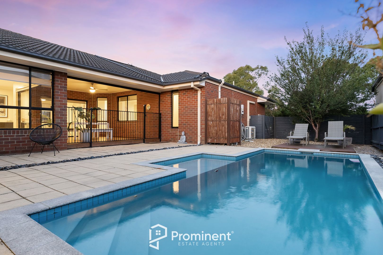 1 Duce Street, Cranbourne East VIC 3977, Image 2