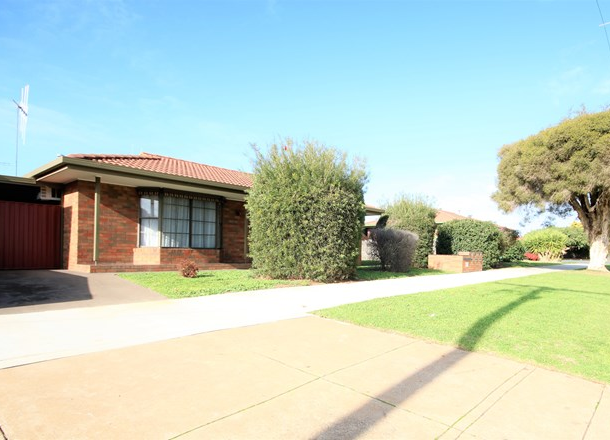 1/29 Mackay Street, Rochester VIC 3561