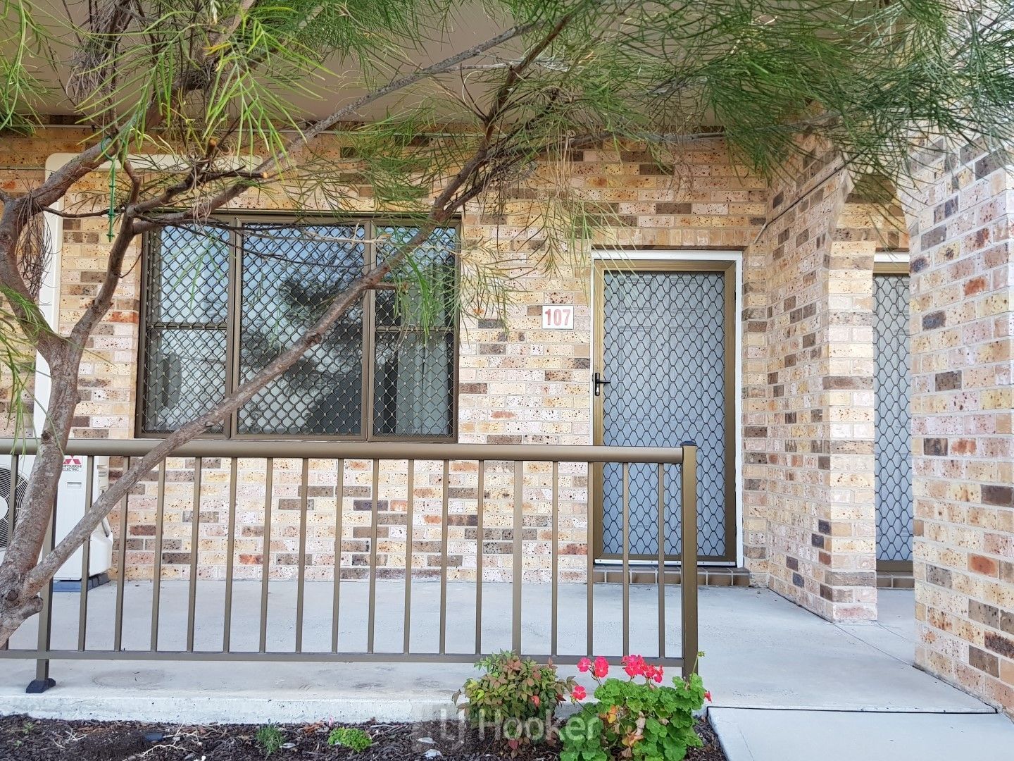 107/18 Warhurst Avenue, Toronto Property History & Address Research