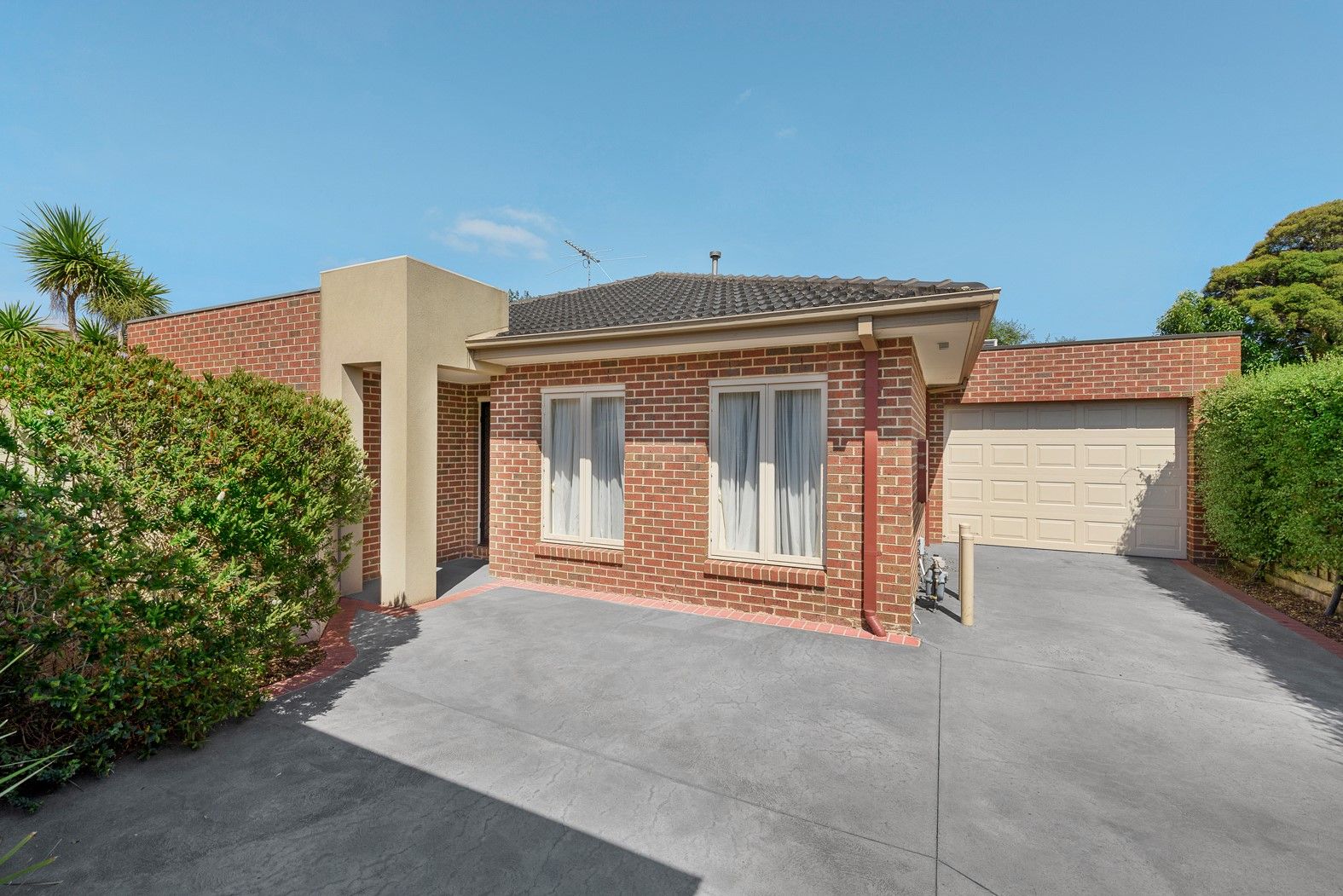 3 bedrooms Townhouse in 3/18 Charles Street GLEN IRIS VIC, 3146