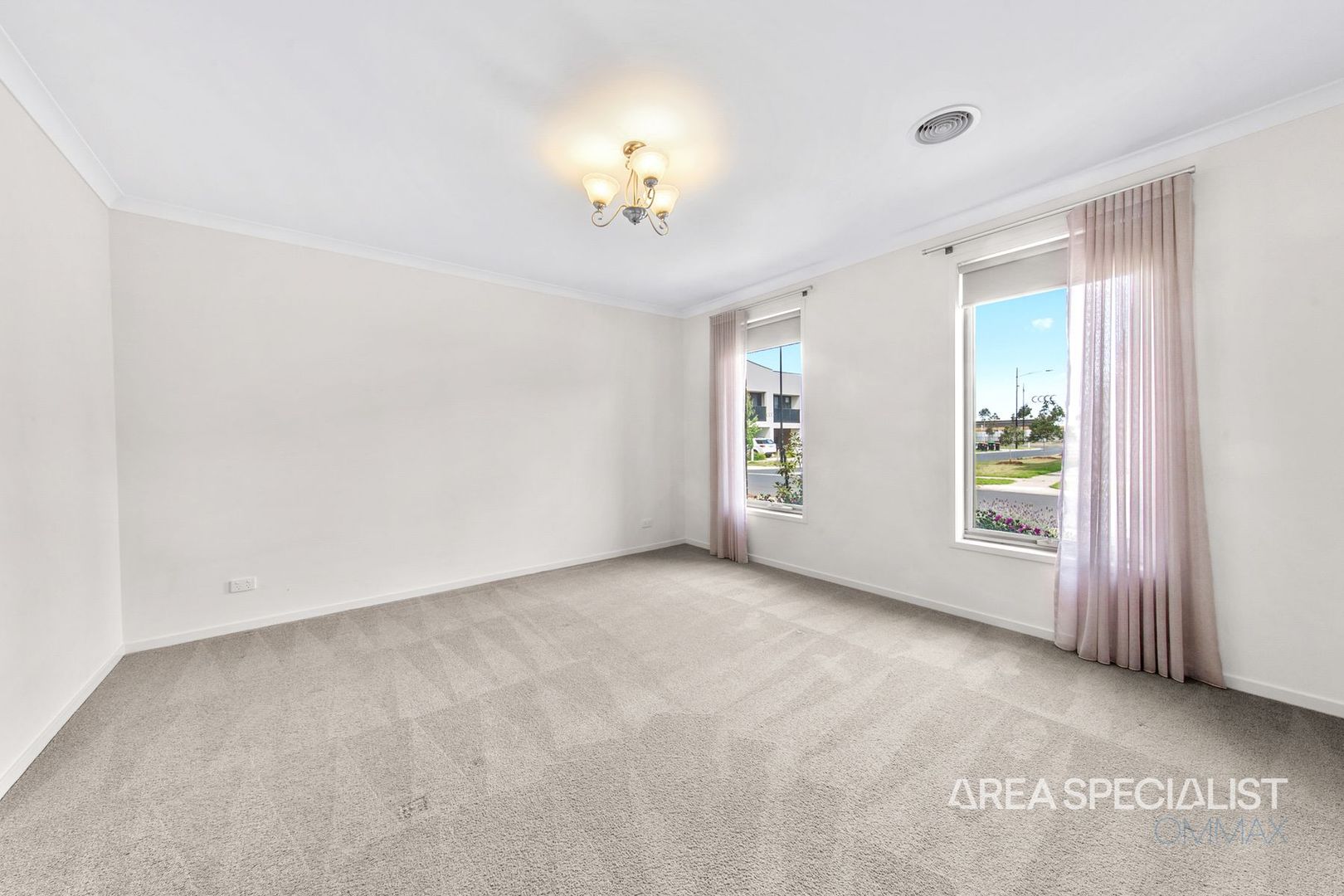 10 Ellson Street, Aintree VIC 3336, Image 1