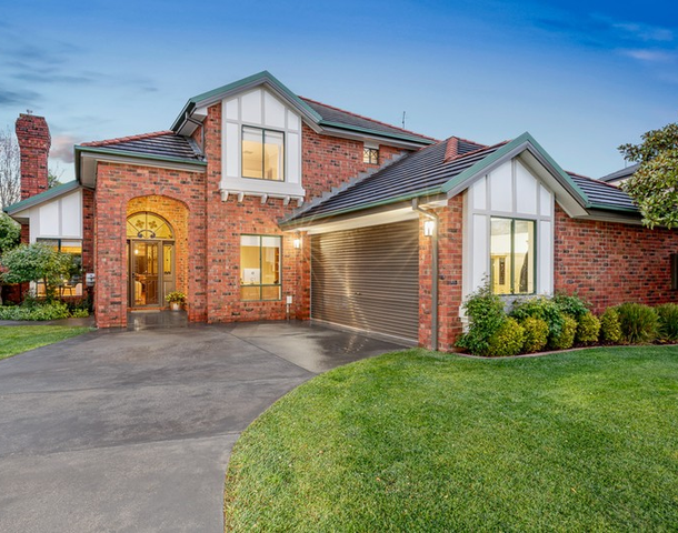 1 Parade Court, Lake Wendouree VIC 3350