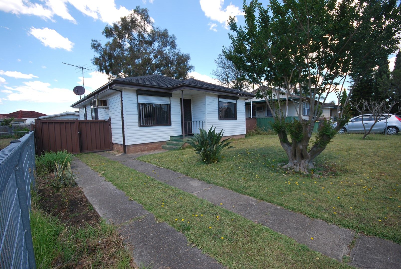 3 bedrooms House in 22 Crosby Cr FAIRFIELD NSW, 2165