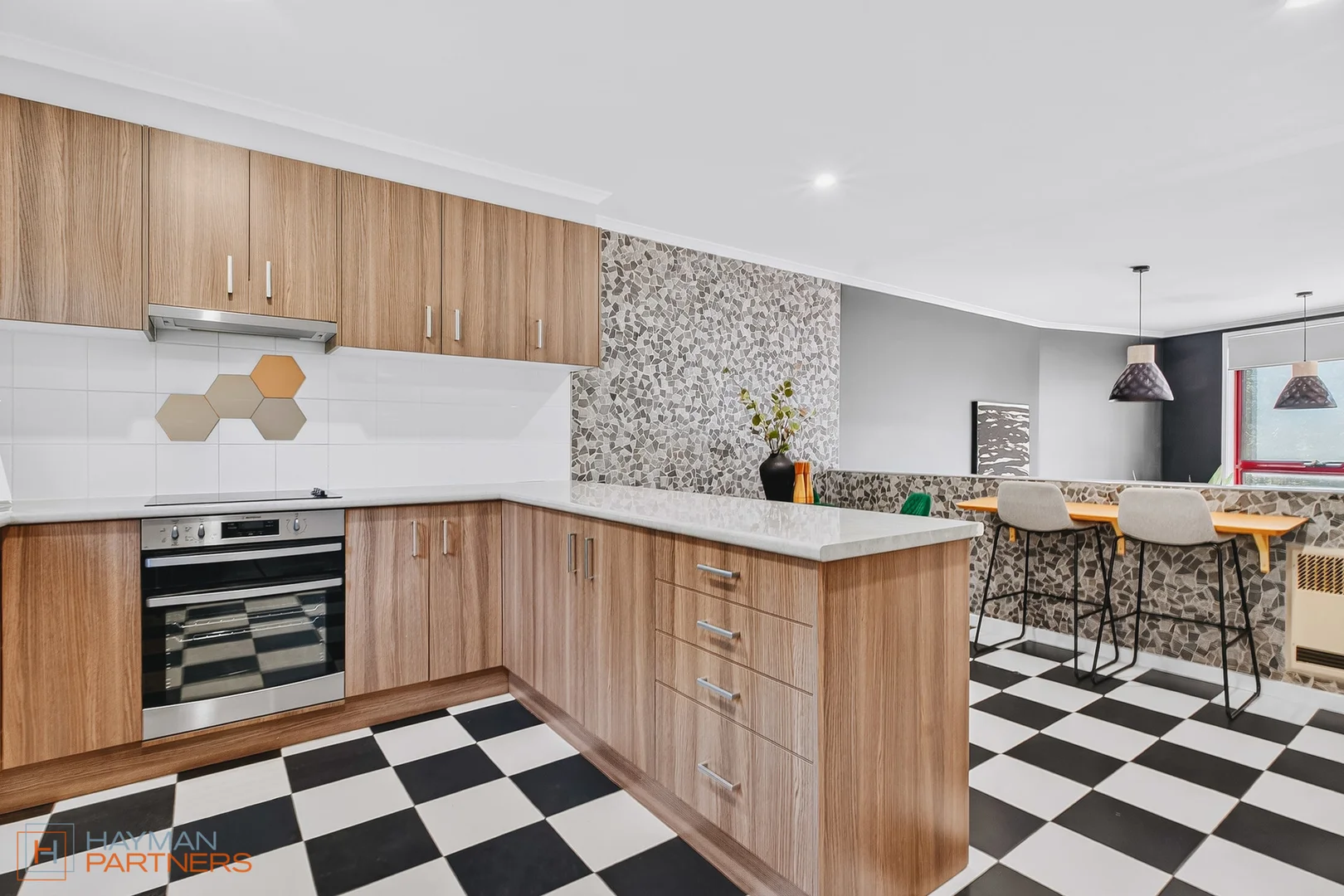 Additional image 10 of 9 Cavanough Street, Phillip ACT 2606