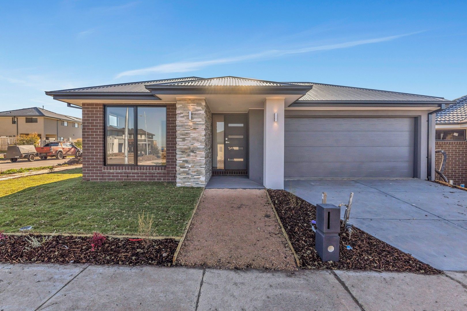 4 bedrooms House in 26 Peterborough Rise WERRIBEE VIC, 3030