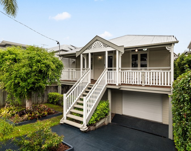 24 Barton Parade, Balmoral QLD 4171