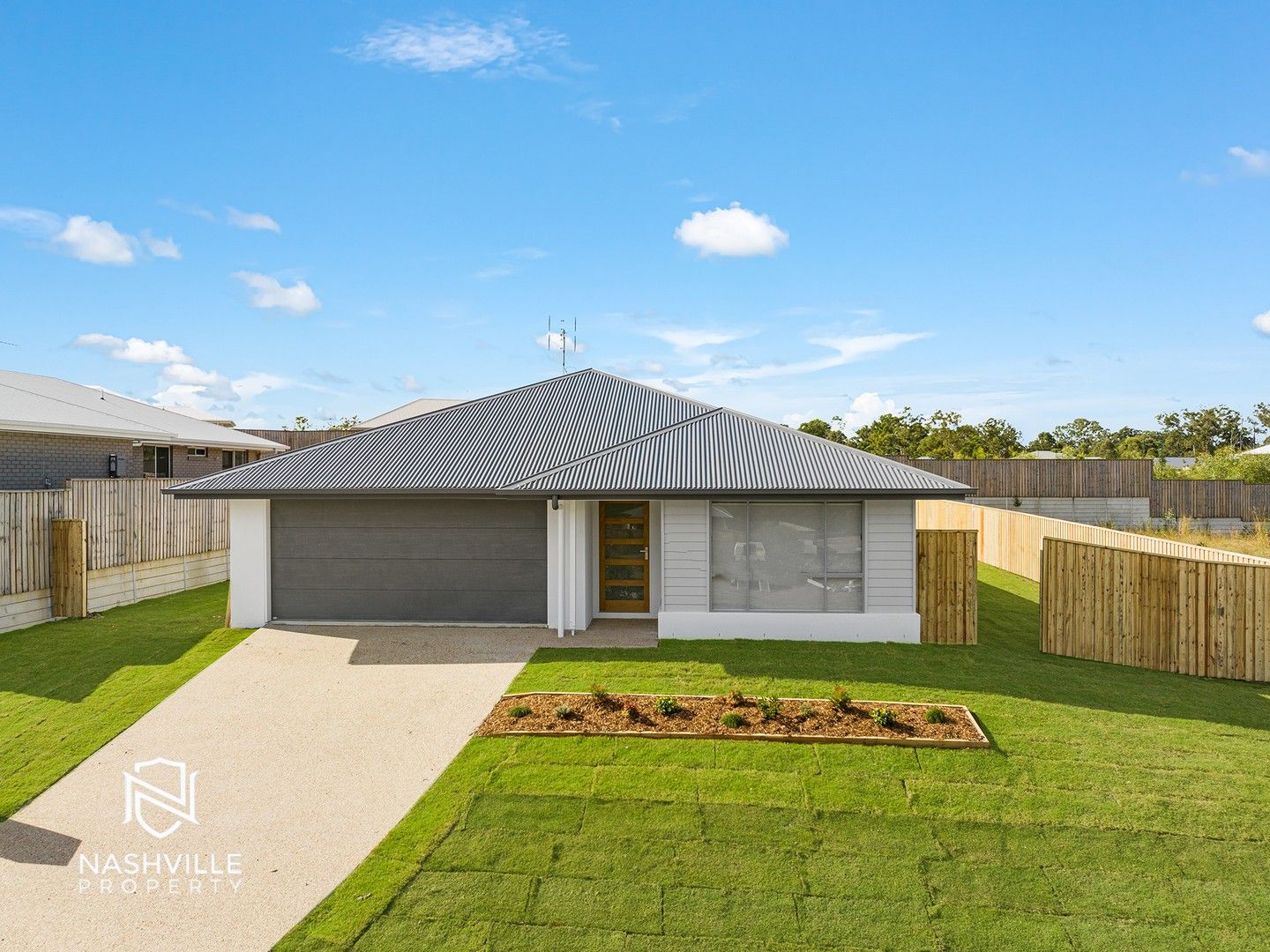 4 Red Rover Close, Southside QLD 4570, Image 0