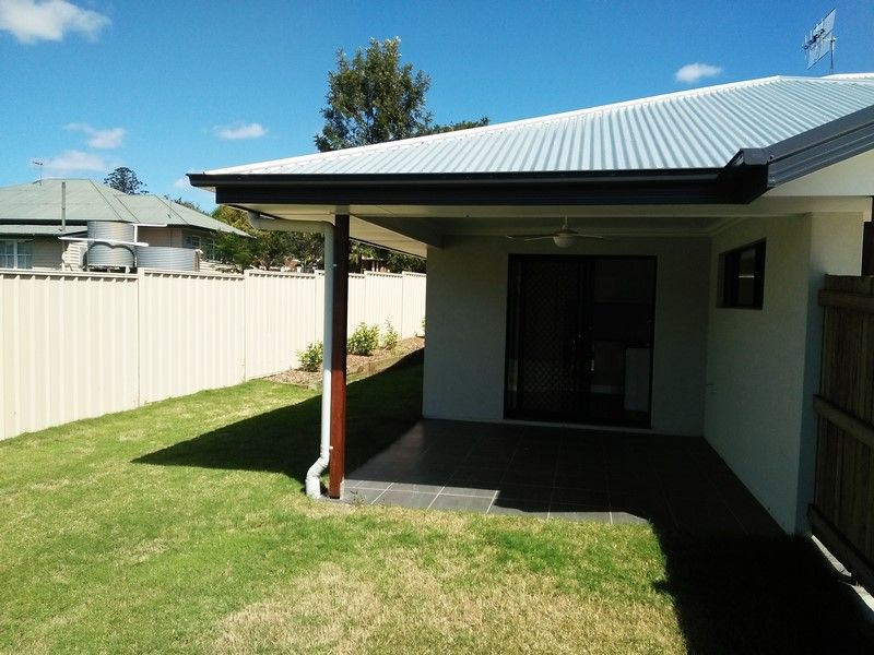 1/1a Gleeson St, Crows Nest QLD 4355, Image 2