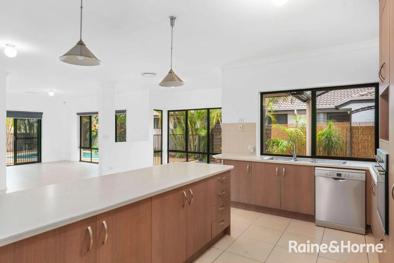 Additional image 3 of 6 Ebony Crescent, Redland Bay QLD 4165