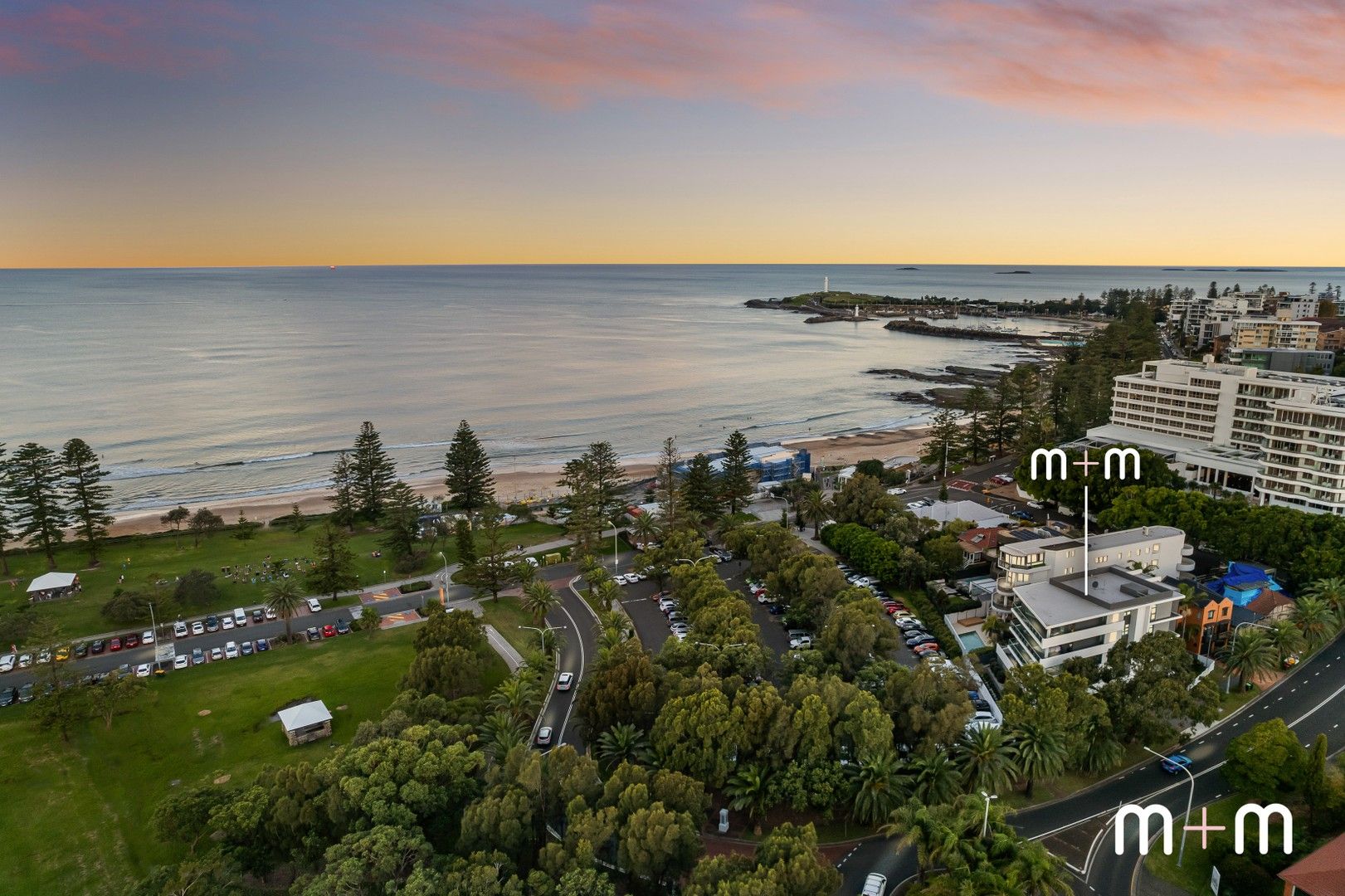 4 bedrooms Apartment / Unit / Flat in 1/1a Kembla Street NORTH WOLLONGONG NSW, 2500