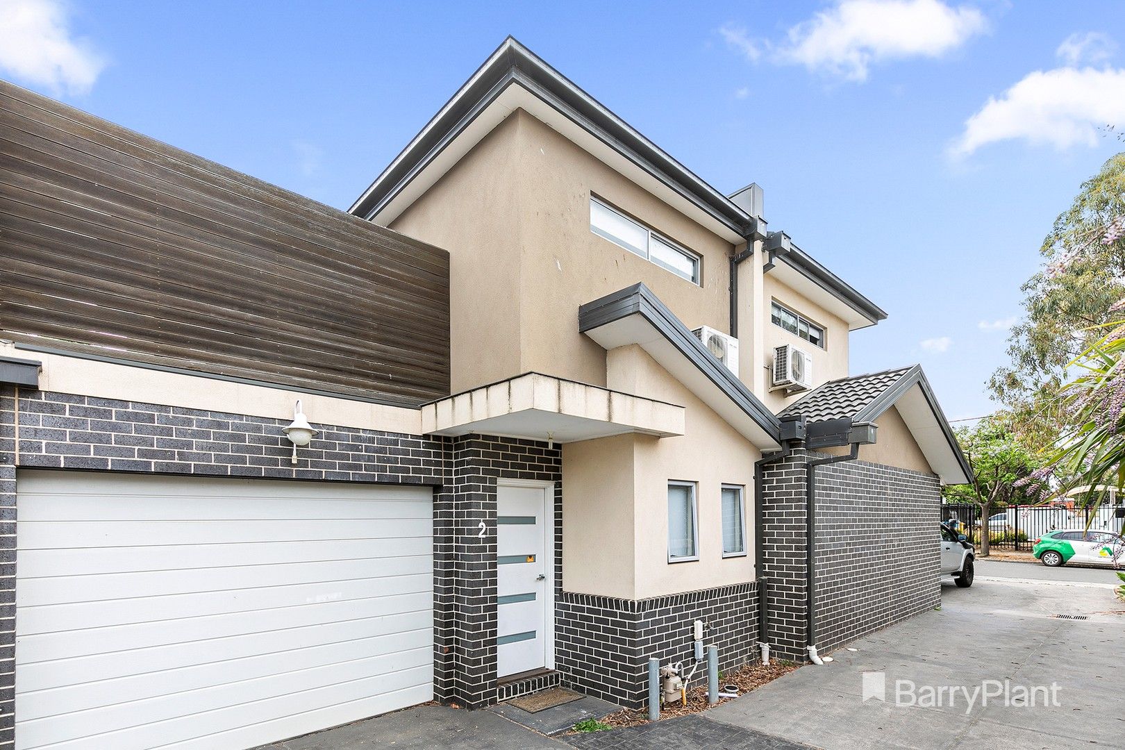 2 bedrooms Townhouse in 2/7 Cuthbert Street BROADMEADOWS VIC, 3047