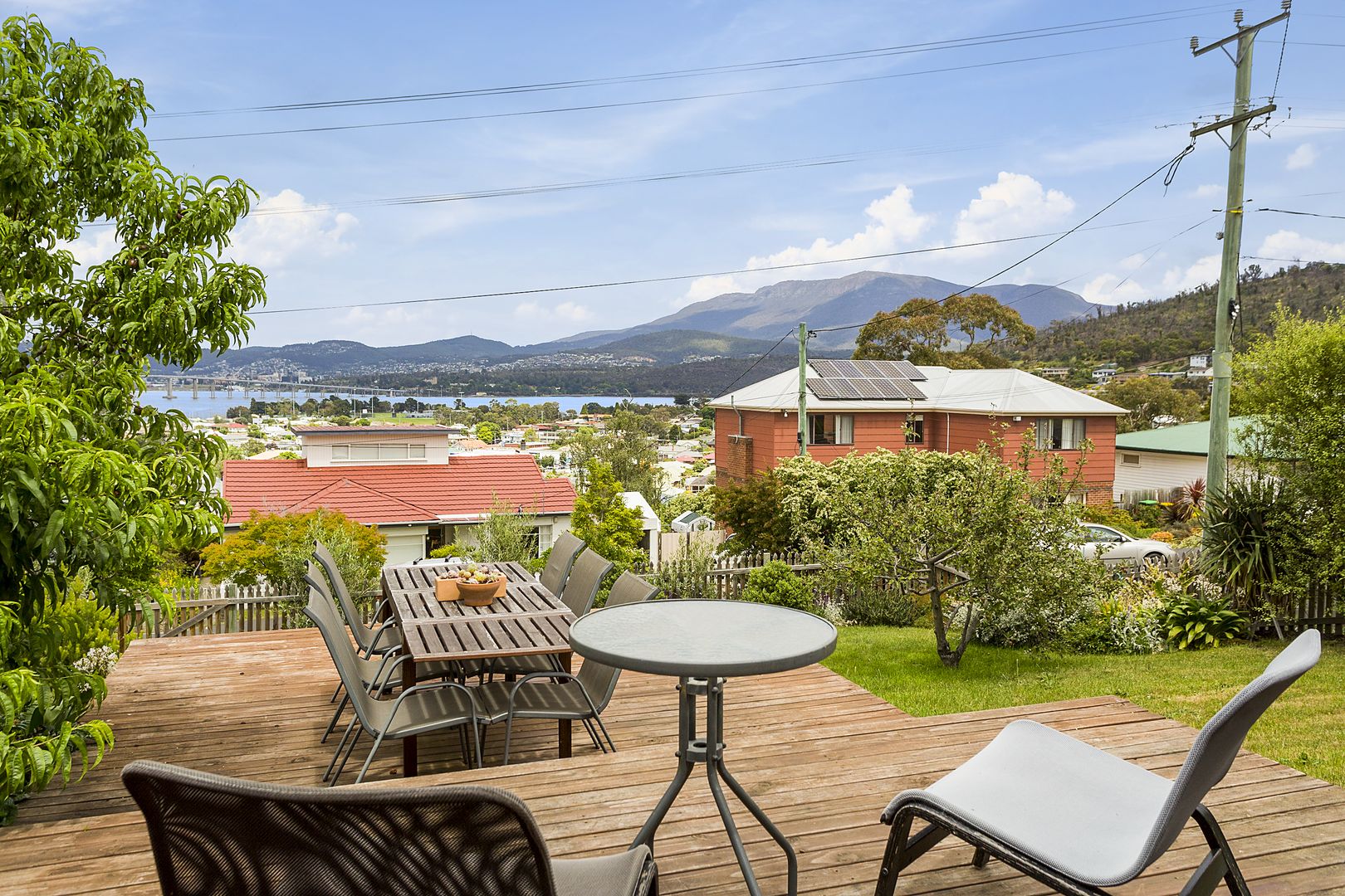 17 Corinna Road, Lindisfarne TAS 7015, Image 1