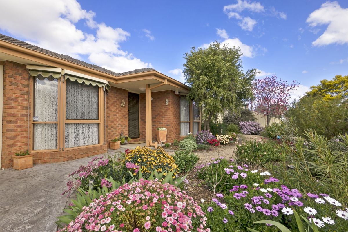 19 Gaye Court, Hoppers Crossing VIC 3029, Image 2