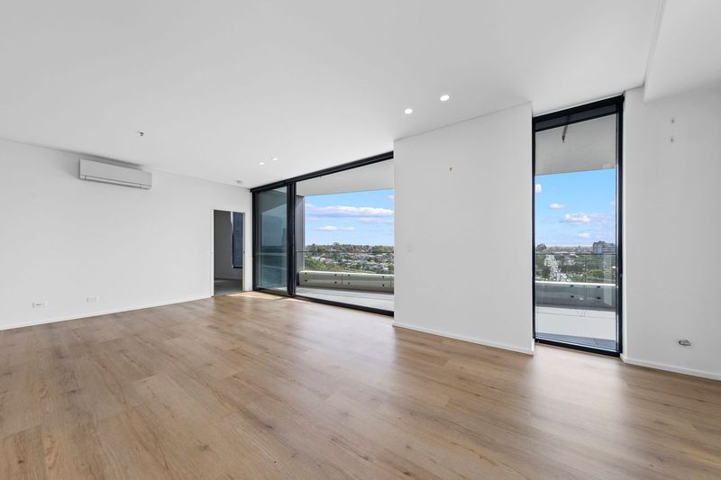 1107/6A Atkinson Street, Liverpool NSW 2170, Image 2