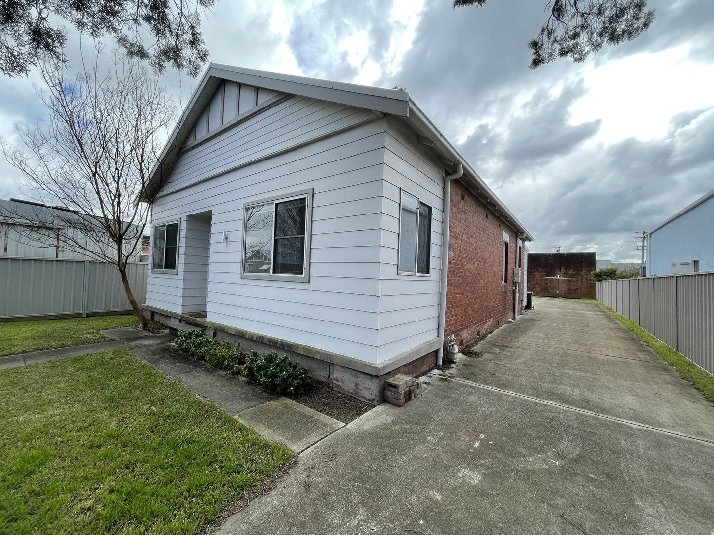 3 bedrooms House in 1 Shelley Street GEORGETOWN NSW, 2298