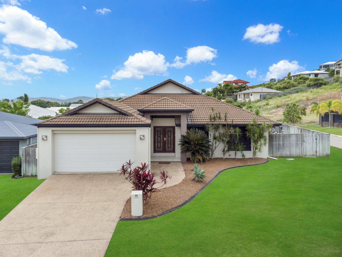 11 Jindalee Crescent, Douglas QLD 4814, Image 0