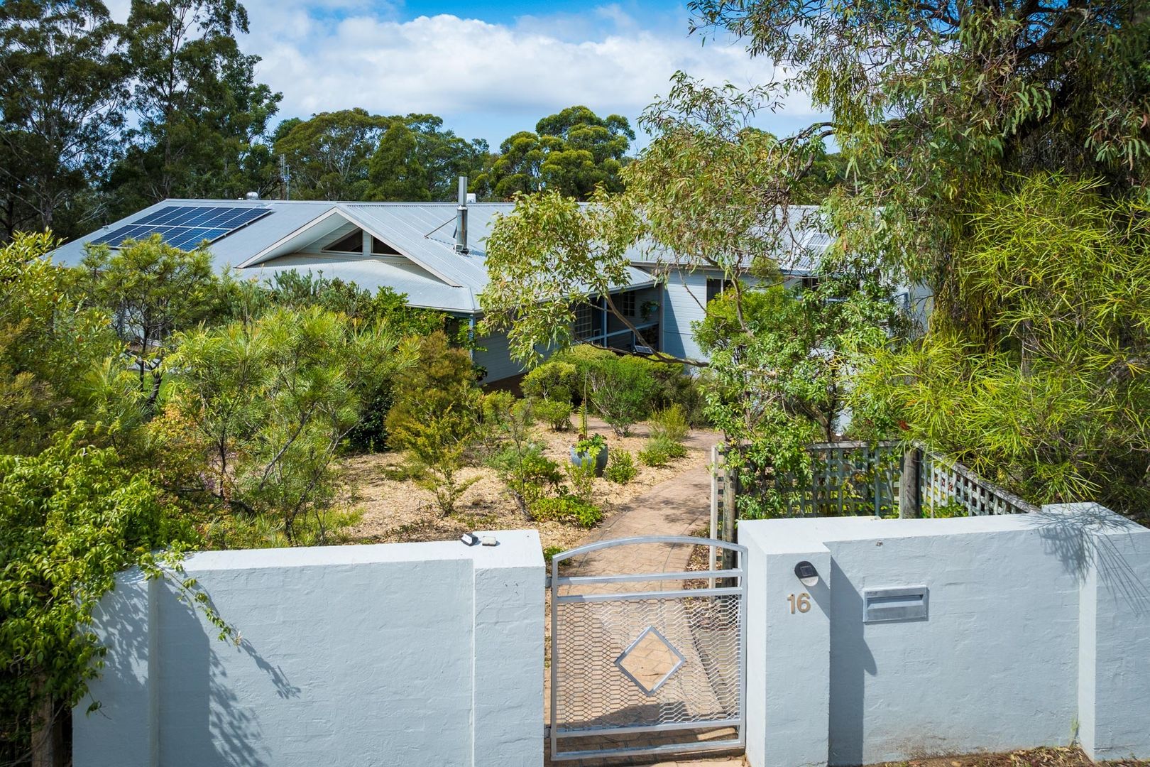 16 Donnellan Place, Kalaru NSW 2550 House for Sale 1,350,000