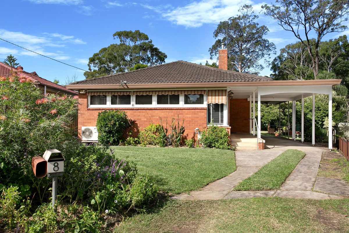3 bedrooms House in 8 Aston Place LEUMEAH NSW, 2560