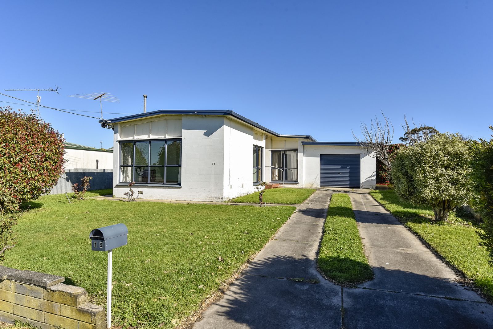 3 bedrooms House in 16 Newsham Avenue MOUNT GAMBIER SA, 5290
