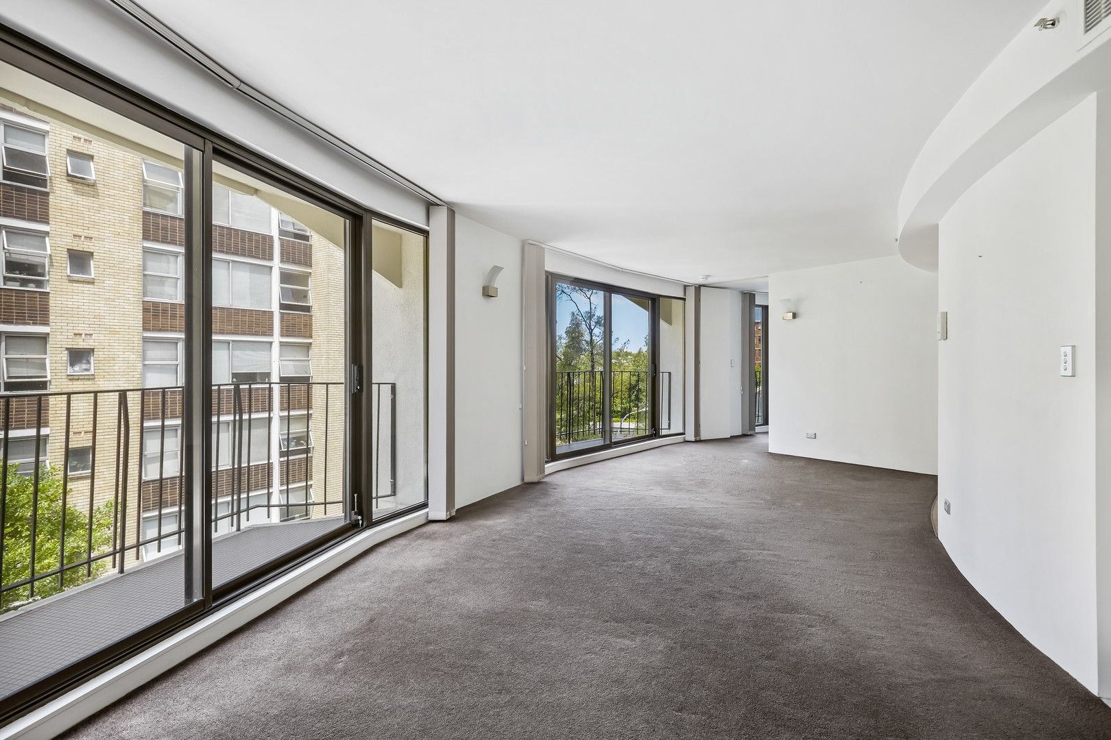 1 bedrooms Apartment / Unit / Flat in 202/2 Elizabeth Bay Road ELIZABETH BAY NSW, 2011