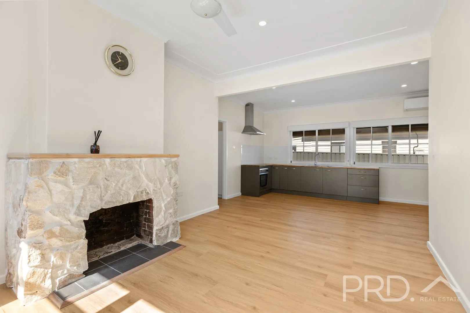 Beautifully Renovated Home with Flexible Living Spaces!, Tumut