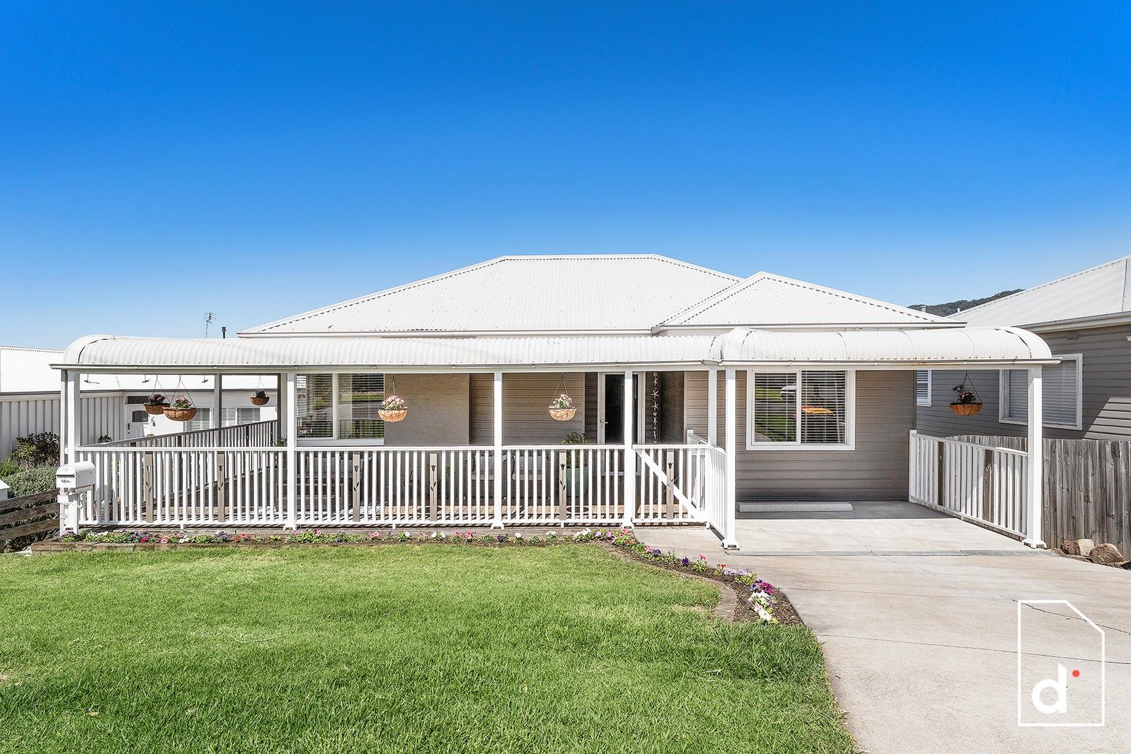 4 bedrooms House in 20 Hillcrest Avenue WOONONA NSW, 2517