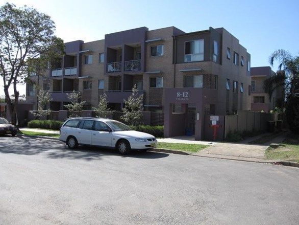 3 bedrooms Apartment / Unit / Flat in 18/8-12 Coleirdge Street RIVERWOOD NSW, 2210