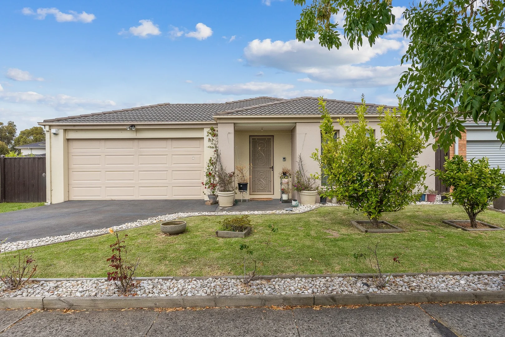 23 Alpine Heath Way, Lyndhurst VIC 3975
