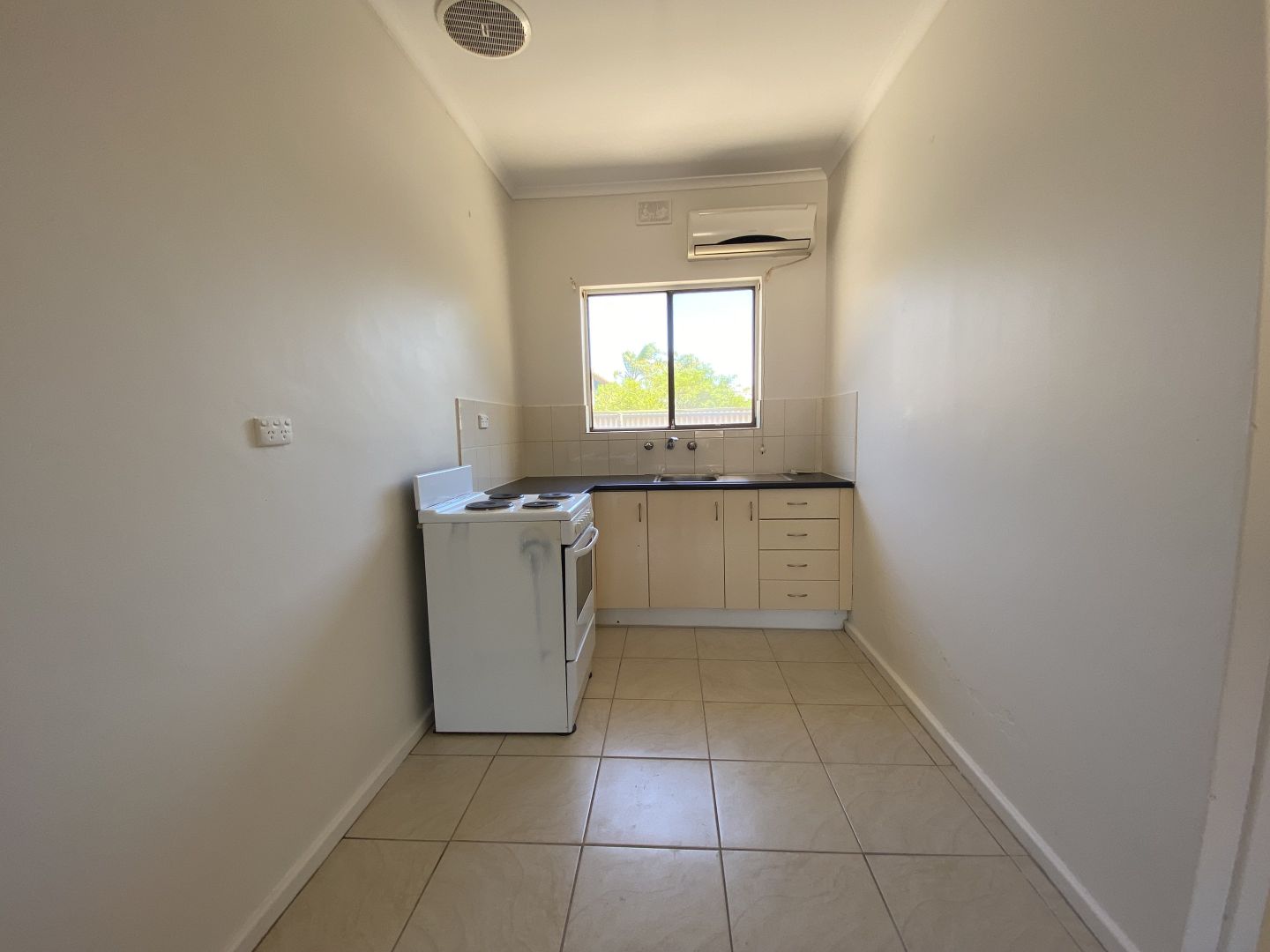3/9 Irwine Street, Wallaroo SA 5556 House For Rent 220 Domain