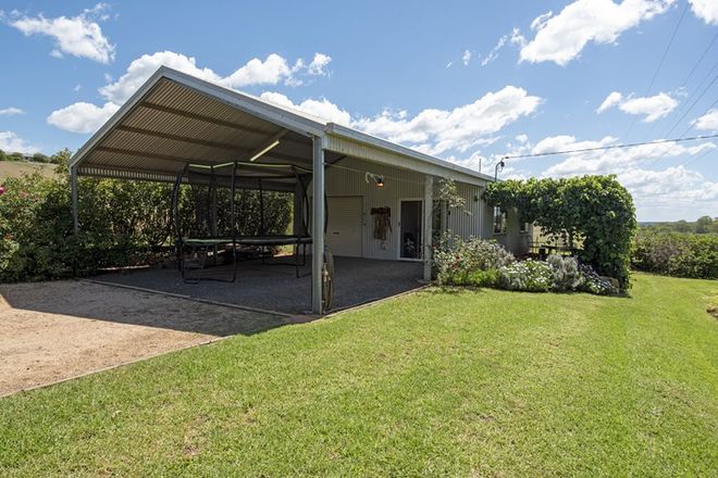 Picture of 237 Hampton Road, MERRITTS CREEK QLD 4352