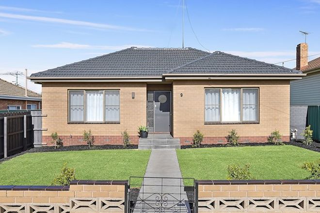 Picture of 1/9 Quamby Avenue, HAMLYN HEIGHTS VIC 3215