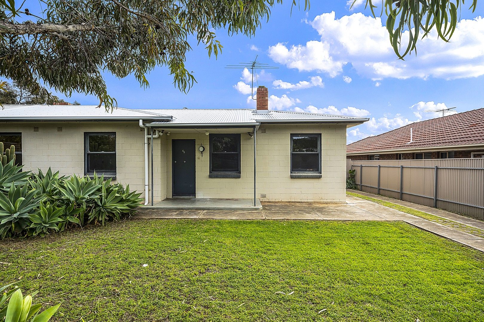 4 bedrooms House in 45 Kirra Avenue MITCHELL PARK SA, 5043