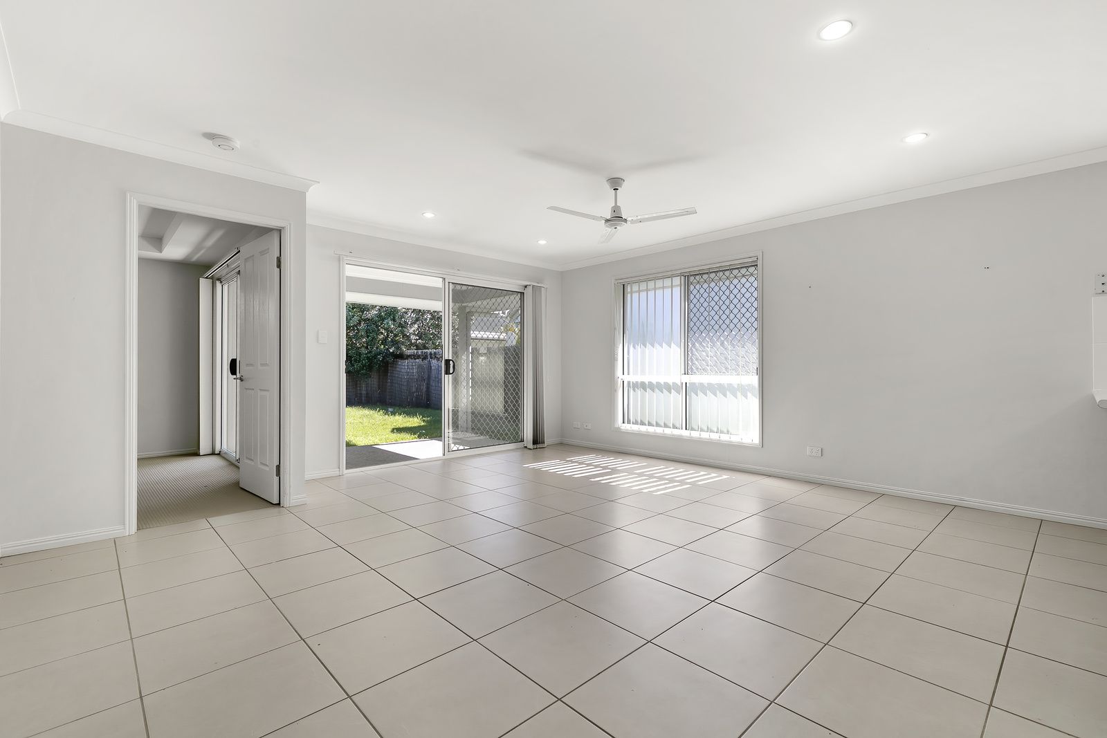 16 Latimer Cres, Sippy Downs QLD 4556, Image 2