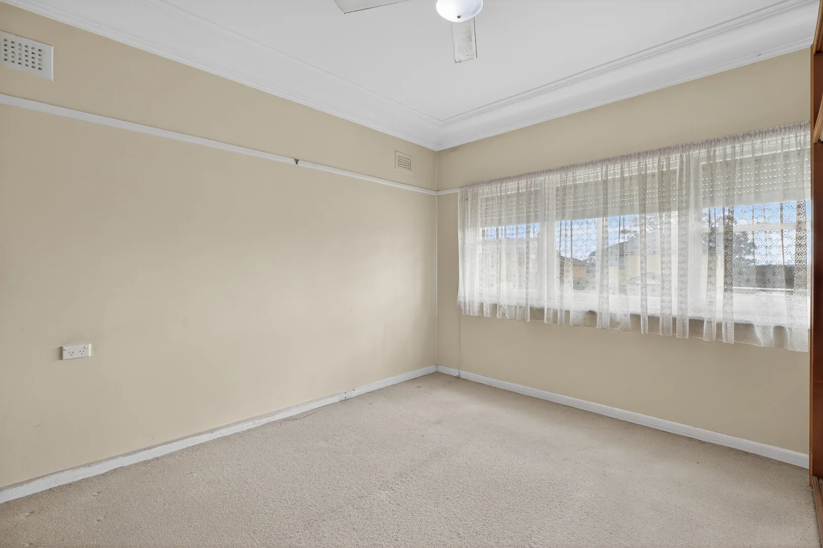 Additional image 7 of 96 Canterbury Road, Glenfield NSW 2167