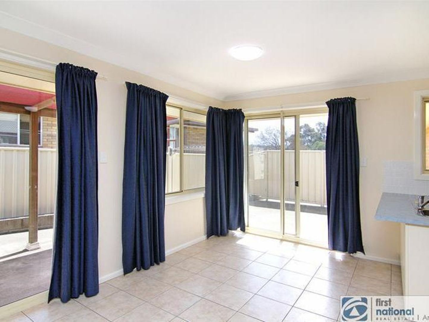 1/6 Speare Avenue, Armidale NSW 2350, Image 2