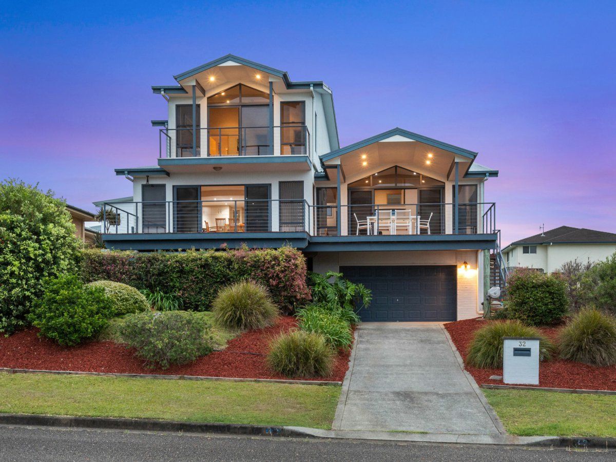 32 Sapphire Parade, Diamond Beach NSW 2430 Domain