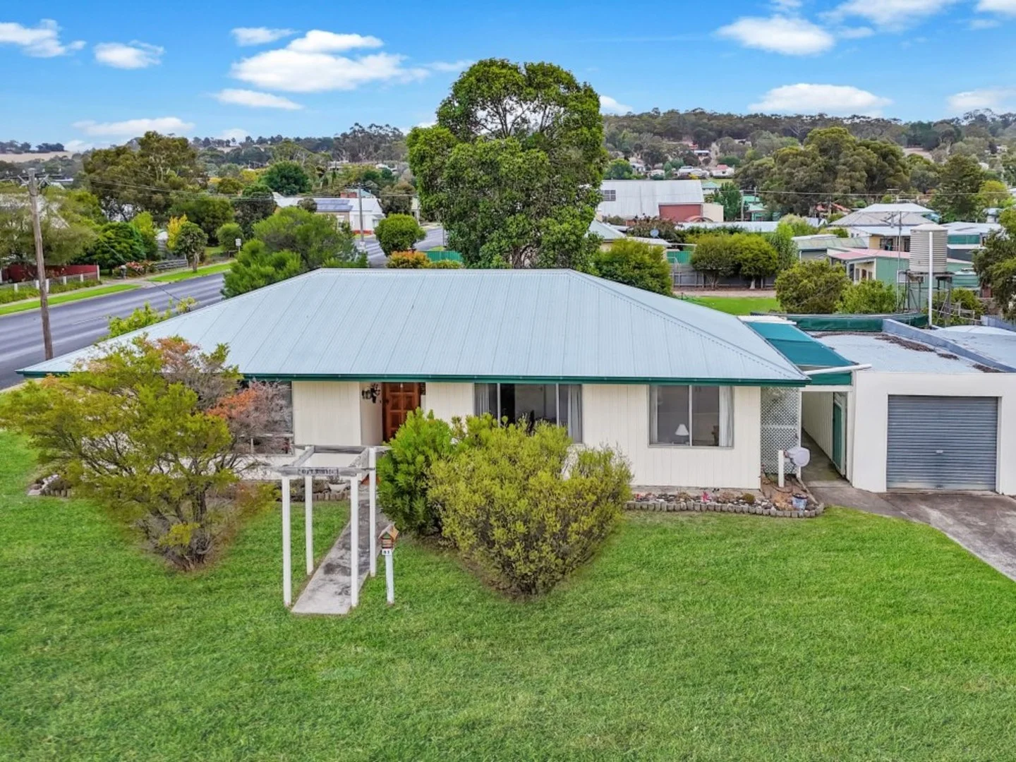 Primary image of 81-83 McLeod Street, Coleraine VIC 3315